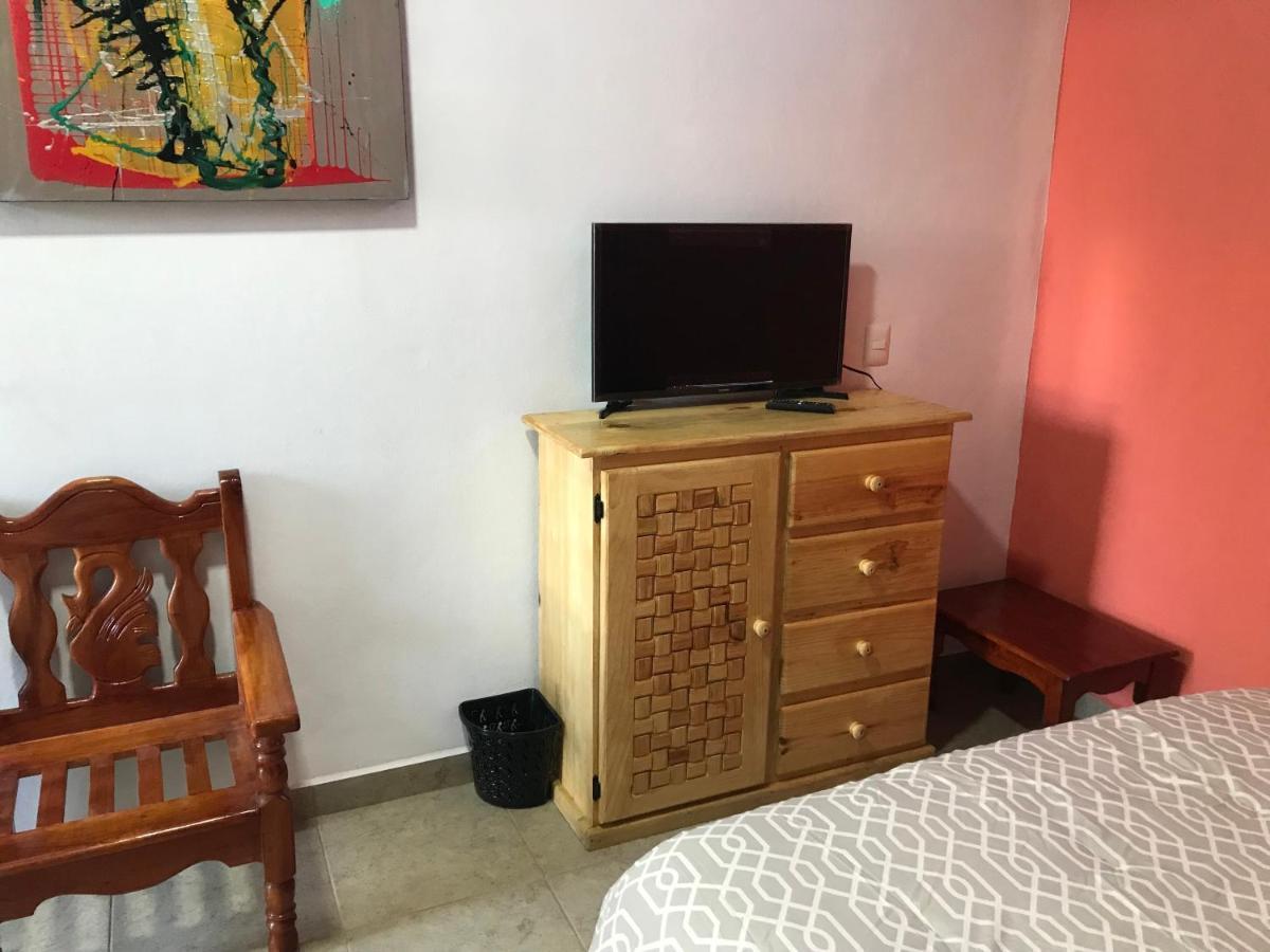 Casa Alebrijes Hotel San Agustin de las Juntas Ngoại thất bức ảnh