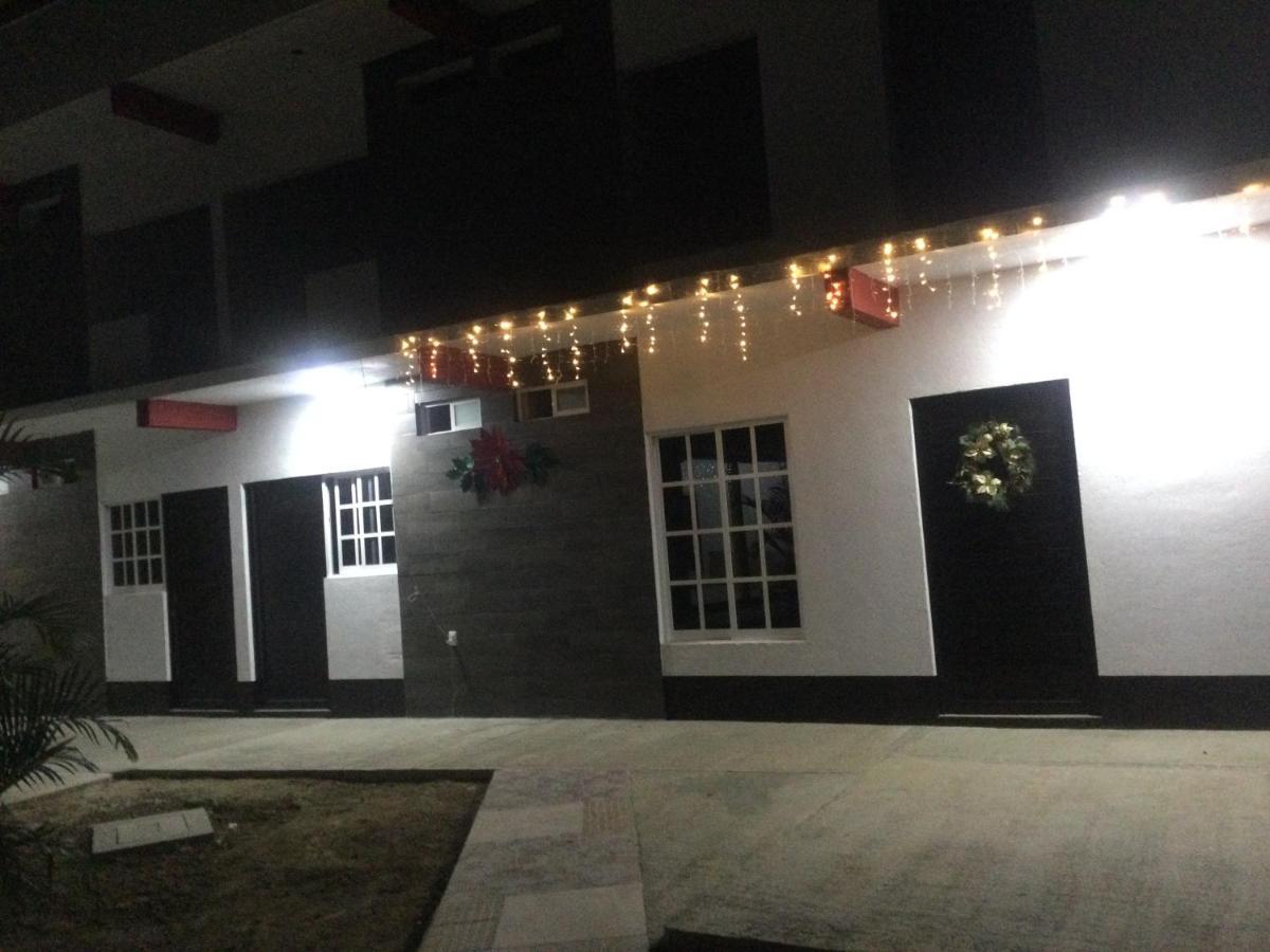 Casa Alebrijes Hotel San Agustin de las Juntas Ngoại thất bức ảnh